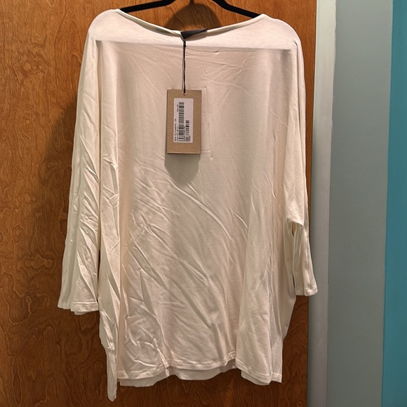 Top - Picture 3 of 5